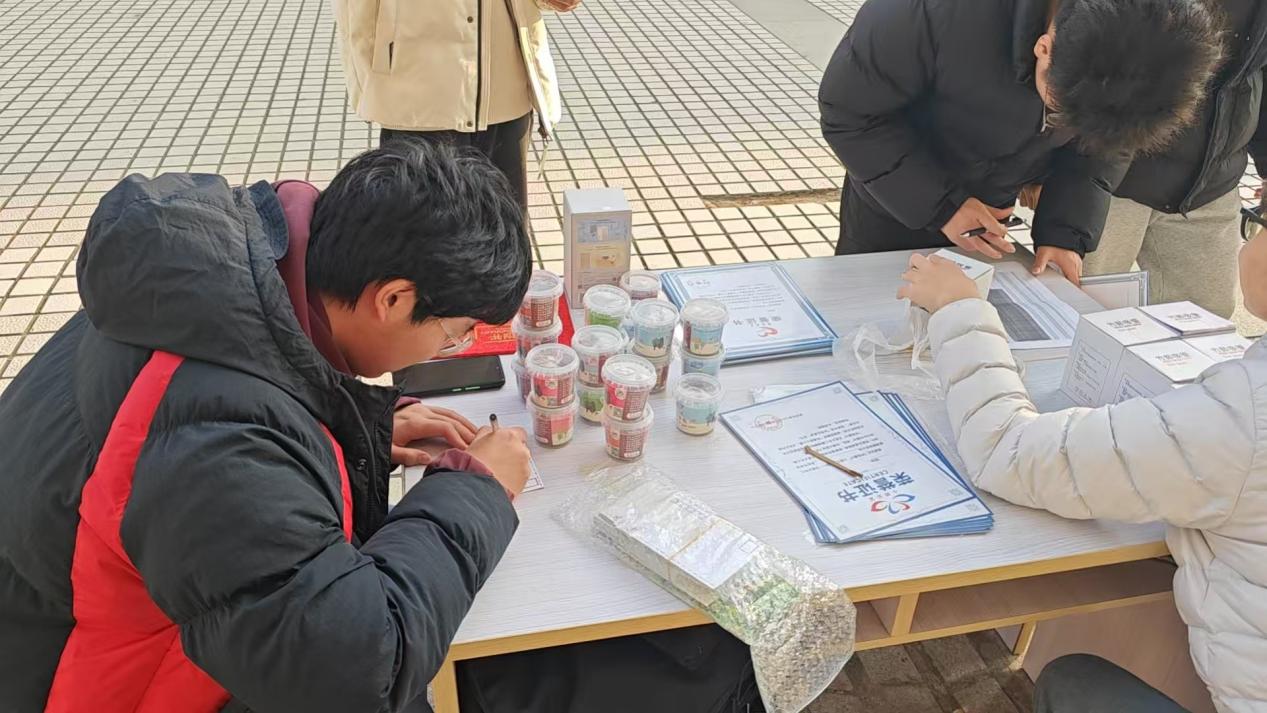 盐城师范学院“环护童心，筑梦未来”公益主题活动圆满结束